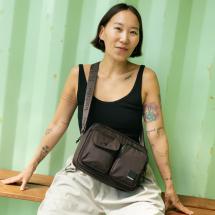 Kintobe Miles Downtown Mocha Crossbody / Skulderveske 4,4L - RECYCL