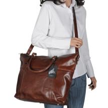 The Monte Business Dameveske / Skulderveske i Konjakk Kalveskinn 15 L